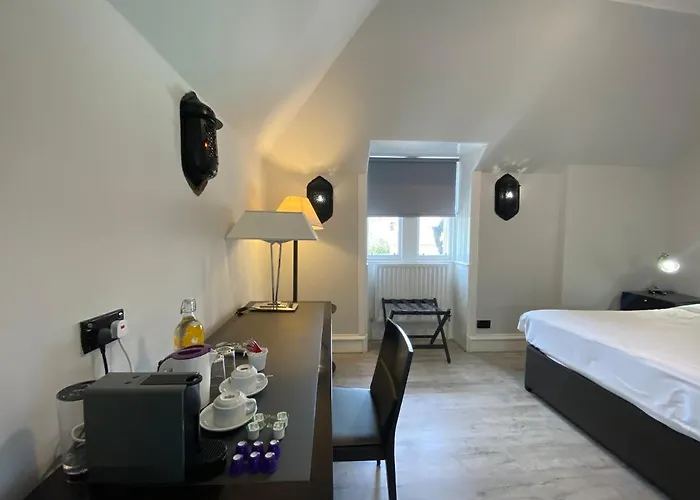 No6 West Coates Hotel Edinburgh